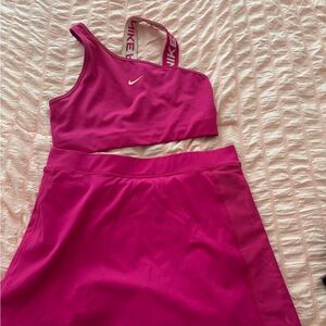 Nike Women's Fuchsia Skirt Set